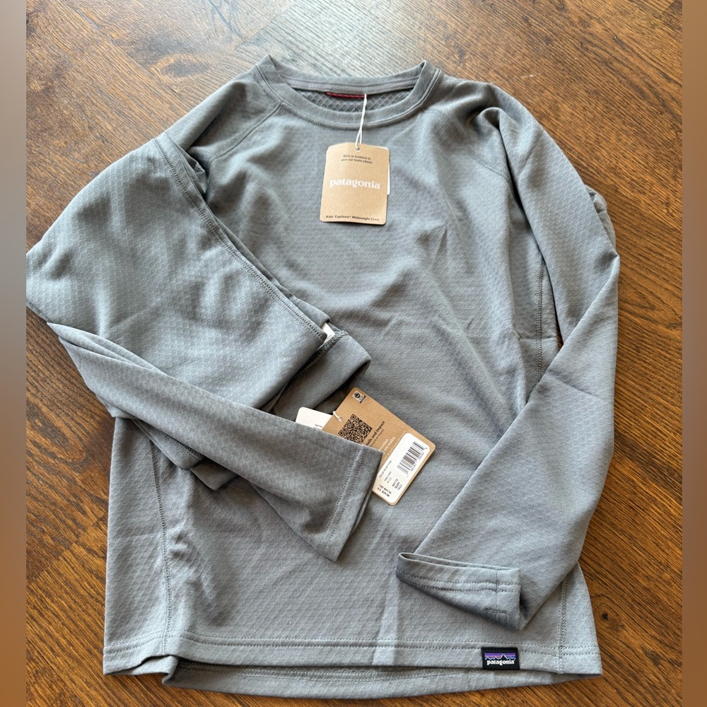 Patagonia boys size 10 capilene top and bottoms